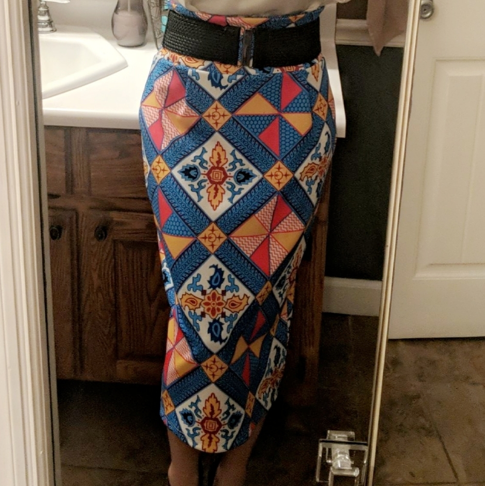 4/$12 Multi-Colored Design Pencil Skirt